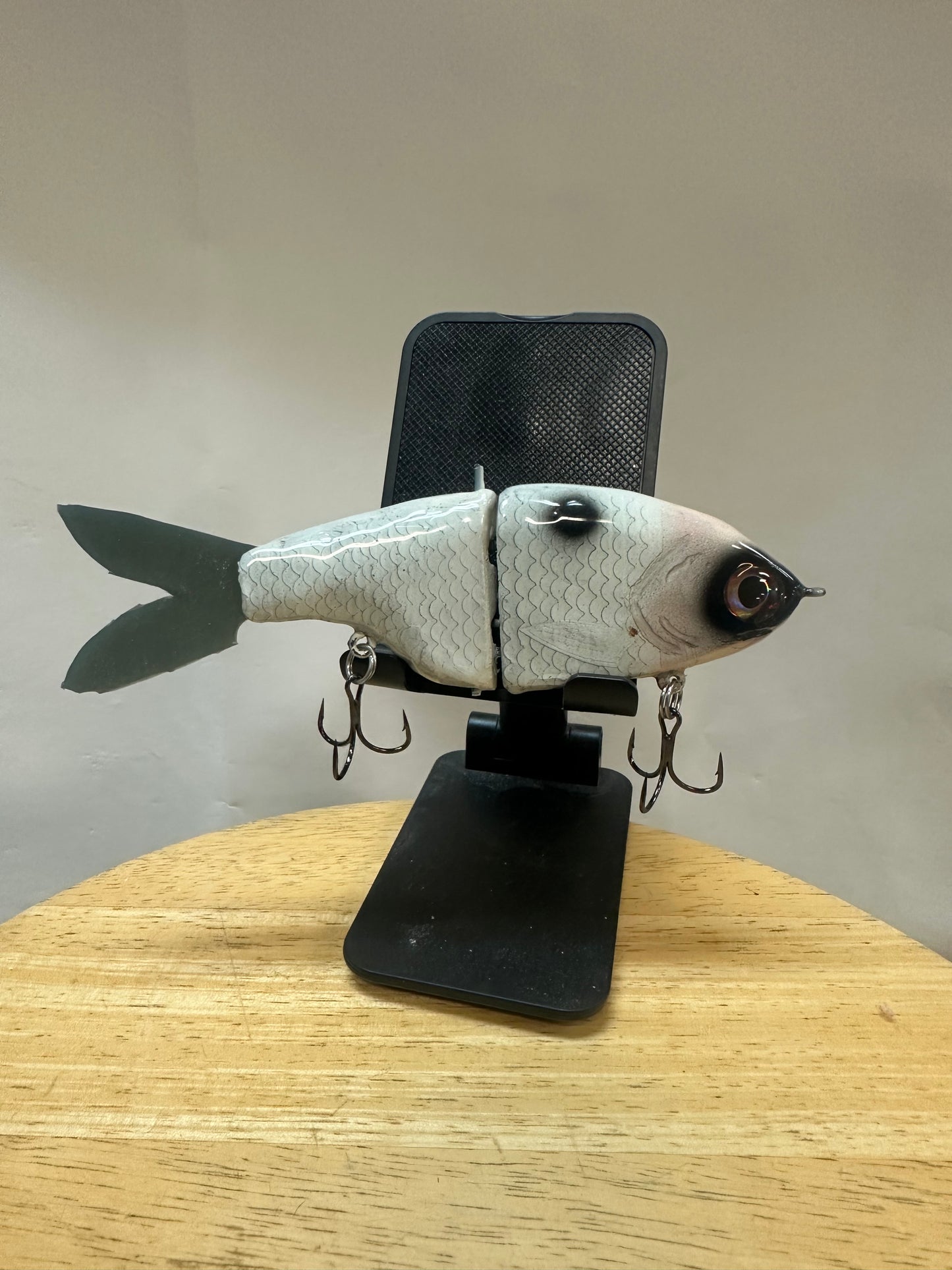 6 inch Hero in Frosted Bone.