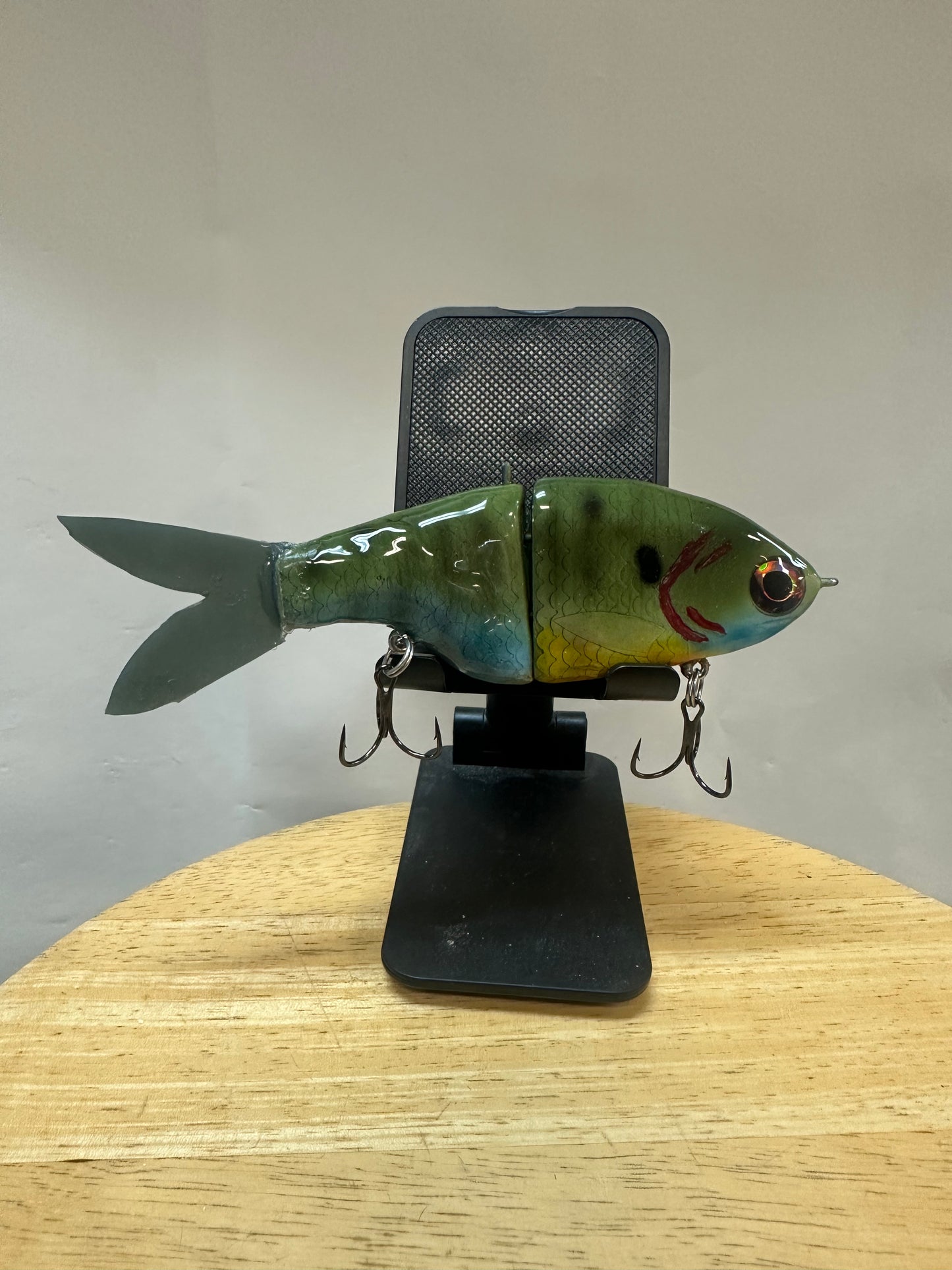 Hero in bluegill with red gill